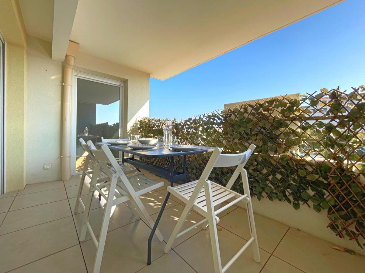 3P Climatise Avec Parking, Piscine, Proche Plage Et Commerces A Sete - Fr-1-338-497 Eksteriør billede